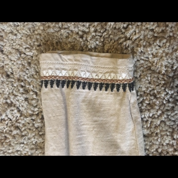 J. Jill Medium Tan Aztec Pattern 3/4 Sleeve Shirt - Picture 5 of 6